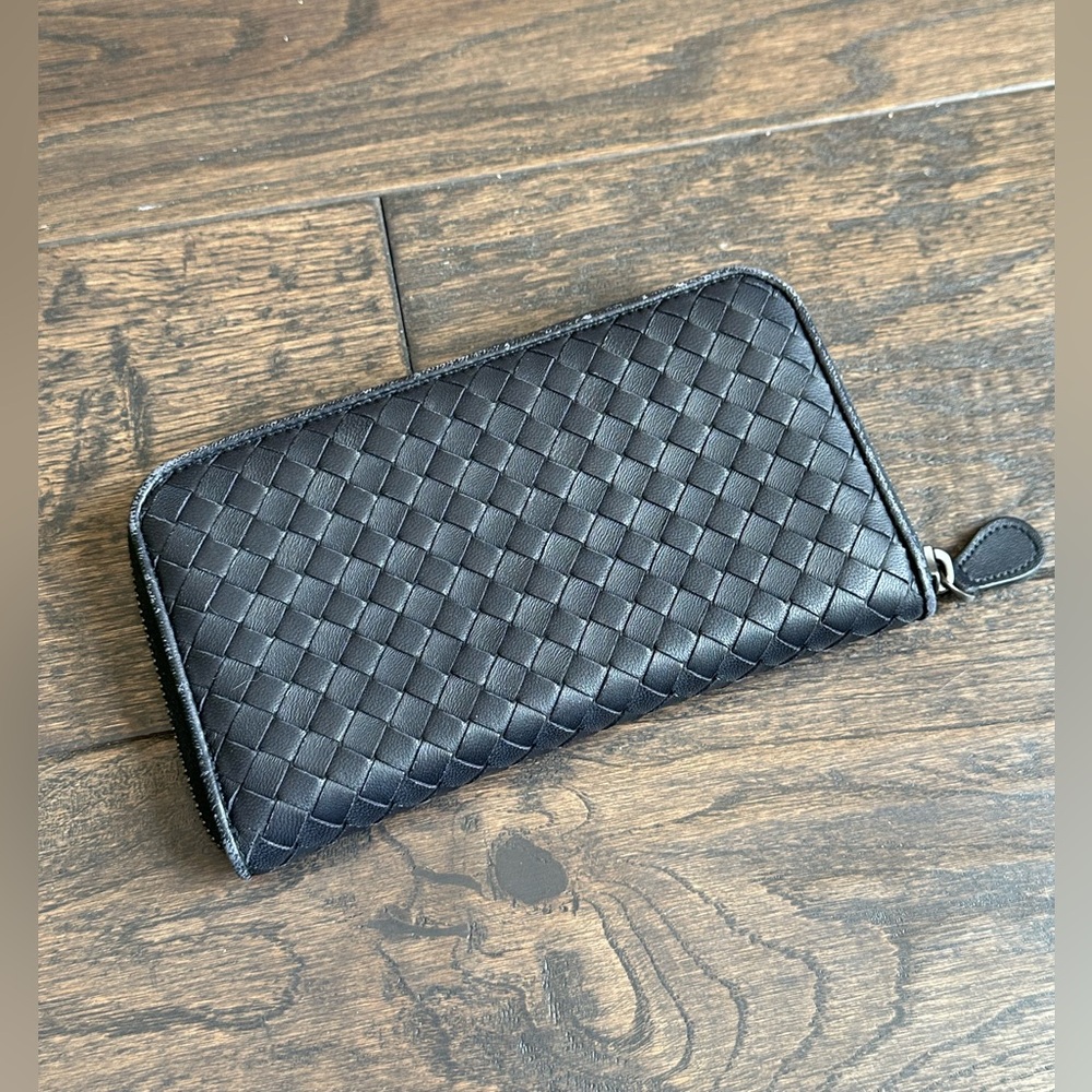 Bottega Venetta Zip Around Navy Leather Long Wallet